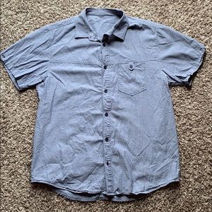 Men’s Under Armour button up shirt